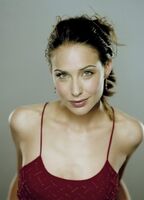 Claire Forlani