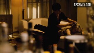 エミリー ジェーン ブラウニング セックス マッサージ - 映画ぬいぐるみ