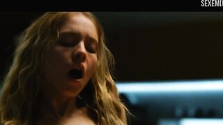 Seni di Sydney Sweeney, sesso da cowgirl in - The Voyeurs