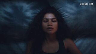 Zendaya Height masturbates in bed, series - Euphoria