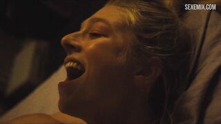 Hunter Schafer'in öpüşme sahnesi - Euphoria