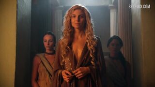 Incinta fa il bagno viva bianca, scena in Spartacus