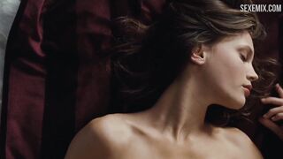 Scena di sesso con Marine Vacth in - Giovane e bella