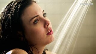 Kit Willesee In the shower Scene in Femme Fatales