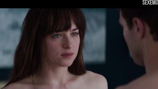 Dakota Johnson mostra il seno nudo, scena in Cinquanta sfumature di grigio