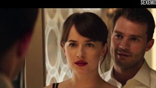 La calda Dakota Johnson, in lingerie nera erotica in Cinquanta sfumature di nero