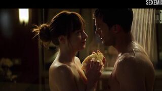 Scena di nudo di Dakota Johnson in Cinquanta sfumature di nero