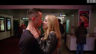 Scène de baiser chaude de Scarlett Johansson dans Don Jon