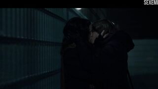 Rachel Weisz kiss scene in Disobedience