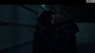 Scena del bacio di Rachel Weisz in Disobedience