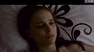 Natalie Portman masturbates in bed, scene in Black Swan