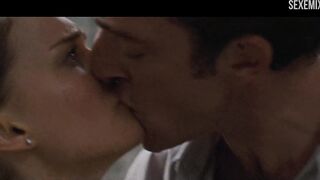 Black Swanのナタリー・ポートマンのキスシーン