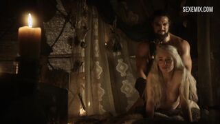 Emilia Clarke köpek stili, Game of Thrones sahnesi