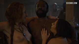 Sarine Sofair and Samantha Bentley bathing in the bathroom, scene in Game of Thrones