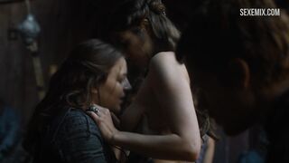 Gemma Whelan lesbian scene, in Game of Thrones