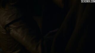 Scène érotique de Maisie Williams dans Game of Thrones