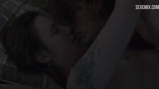 Awkward sex with Lena Dunham, scene in Girls