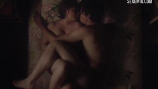 Lena Dunham breasts, scene in Girls