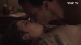 Lena Dunham Erotic Scene in Girl