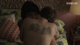 Lena Dunham scopata sul letto, scena in Girls