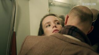 Stacy Martin fa sesso nella toilette del treno, scena in Nymphomaniac: Vol. Io