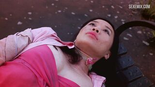 Sook-Yin Lee masturbates on a bench, scene in Shortbus