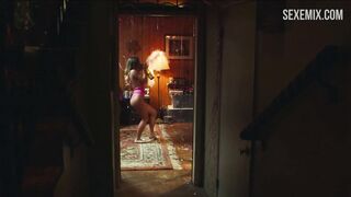 La splendida Sydney Sweeney in bikini rosa, scena in Euphoria