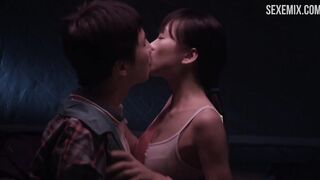 Intimo di Mo Qi Wen, scena sexy in Due West: Our Sex Journey (2012)