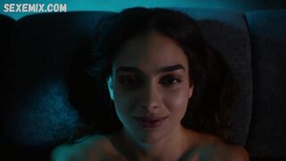 Melissa Barrera, Tru Collins threesome, scene in Vida (2018)