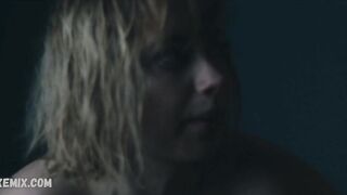 Imogen Poots が胸を点滅させる、I Know This Much Is True (2020) のシーン