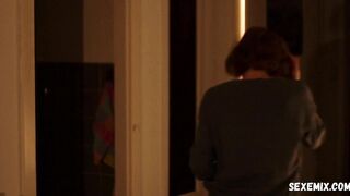 Magali Heu sexy, scene in Petit Matin (2013)