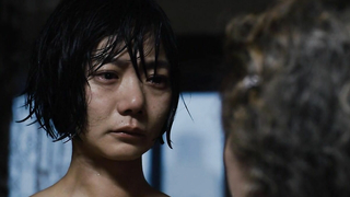 Doona Bae nago, scena erotyczna z Sense8 s02e03, scena erotyczna z 04 (2017)