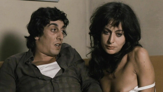 Livia Cerini nuda, scena di sesso da La orca (1976)