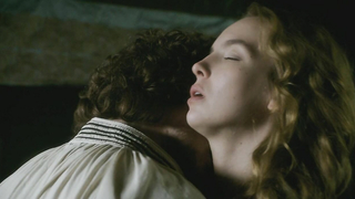 Jodie Comer nue, scène de sexe de The White Princess s01e06 (2017)