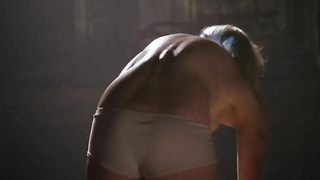 Katee Sackhoff nue, scène érotique de The Last Sentinel (2007)