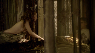 Lotte Verbeek nude, erotic scene from The Borgias s01e02 (2011)