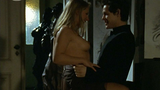 Anna Carlsson nude, Sex scene from Schlauer als die Polizei Der Kranz des Todes (1997)