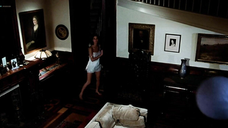 Beverly D'Angelo nue, Cristina Raines sexy, Sylvia Miles nue, scène érotique de The Sentinel (1977)