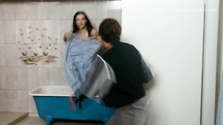 Carole Bouquet nude, erotic scene from Bingo Bongo (1982)