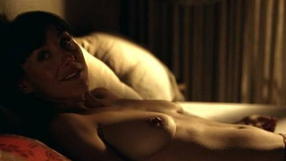 Marta Malikowska nue, scène de sexe de Life Must Go On (2015)