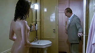 Sophie Barjac nuda, Valèrie Vezzo nuda, scena erotica da L' amour en douce (1985)