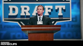 Draft Day est un film dramatique sportif de 2014 réalisé par Ivan Reitman et mettant en vedette Kevin Costner. Le film suit le directeur général des Cleveland Browns alors qu'il navigue entre les défis de la draft de la NFL. Costner joue le rôle de So