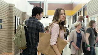 Halston Sage sexy – Paper Towns (2015)