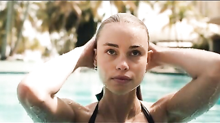 Celebridades desnudas » Lucy Fry sexy - The Preppie Connection (2015)