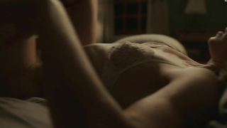 Célébrités nues » Jessica Biel sexy - The Sinner s01e02 (2017)