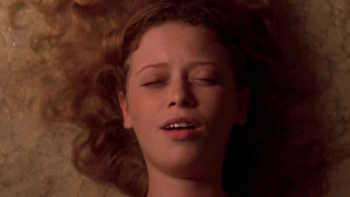 Nude celebs » Natasha Lyonne sexy, Marisa Tomei nude - Slums of Beverly Hills (1998)