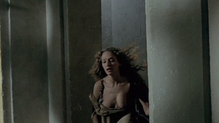 Célébrités nues » Uma Thurman nue, Philippine Leroy-Beaulieu nue, Marine Delterme nue - Vatel (2000)