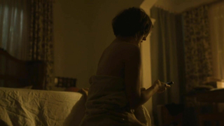 Elisabeth Moss nude -  sex scene from Top of the Lake s02e06 (2017)