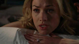 Çıplak ünlüler » Yvonne Strahovski seksi - Chuck s05e12 (2012)