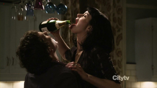 Nagie gwiazdy » Krysten Ritter seksowna - Don't Trust the Bitch in Apartment 23 s01e01 (2012)